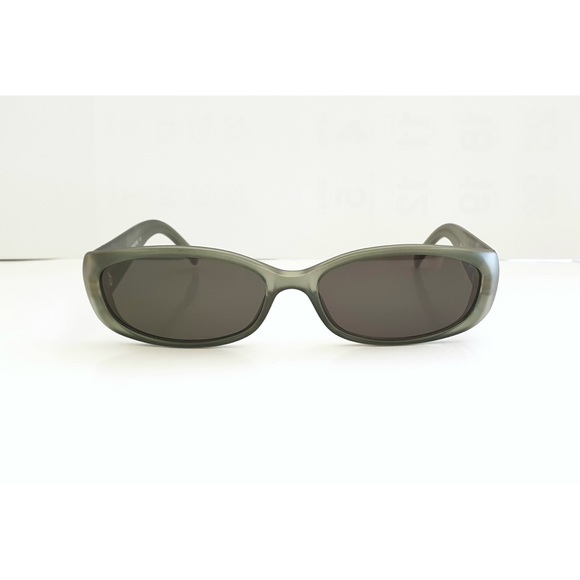 Vintage Gucci Sunglasses *Like New* 1990s - Picture 2 of 6